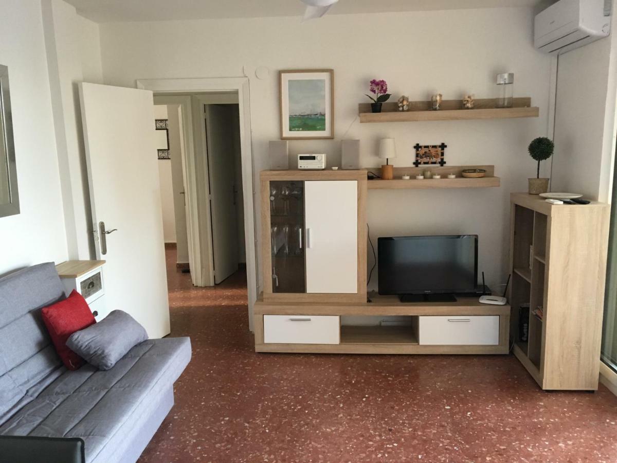 Golden Park Apartment เดเนีย ภายนอก รูปภาพ